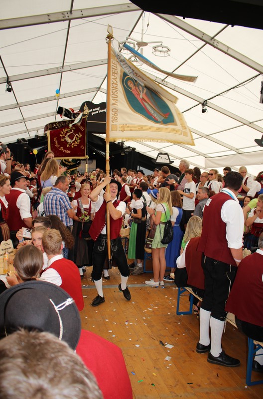 n_Fahneneinzug Bild-144 - IMG_4103.jpg
